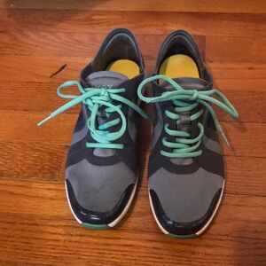 Aetrex Gray and Green Sneakers